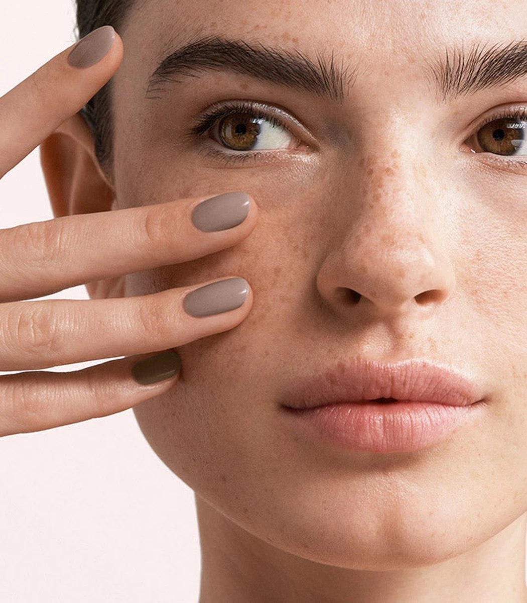 Pink Gellac - Elegant Taupe - Gellak - Vegan - Bruin - Creamy Finish - 15 Ml - Afbeelding 2