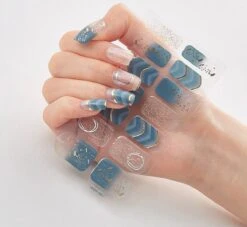 Merkloos Luxe Nagelstickers - Nepnagels - Plaknagels Zelfklevende - Nagelstickers - Kunstnagels - 14 Stuks - Bluegold