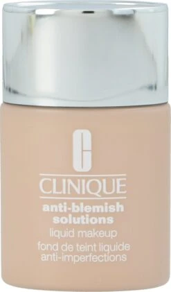 Clinique Anti-Blemish Solutions Liquid Foundation - 02 Fresh Ivory - Foundation - 30 Ml